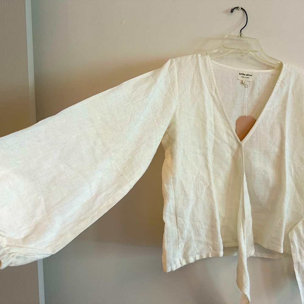 TRIBE ALIVE long sleeve linen top